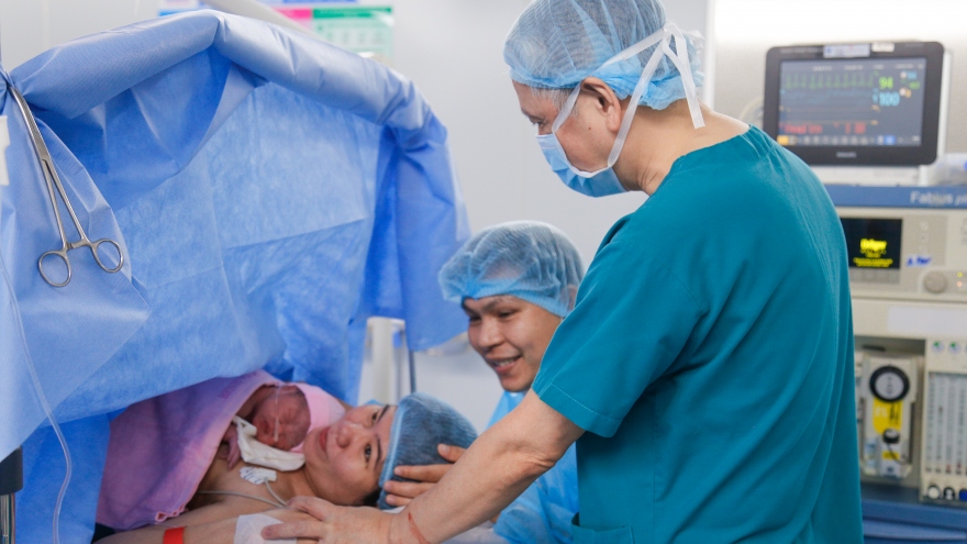 Cứu sống thai nhi từ can thiệp tắc mạch bướu máu bánh nhau