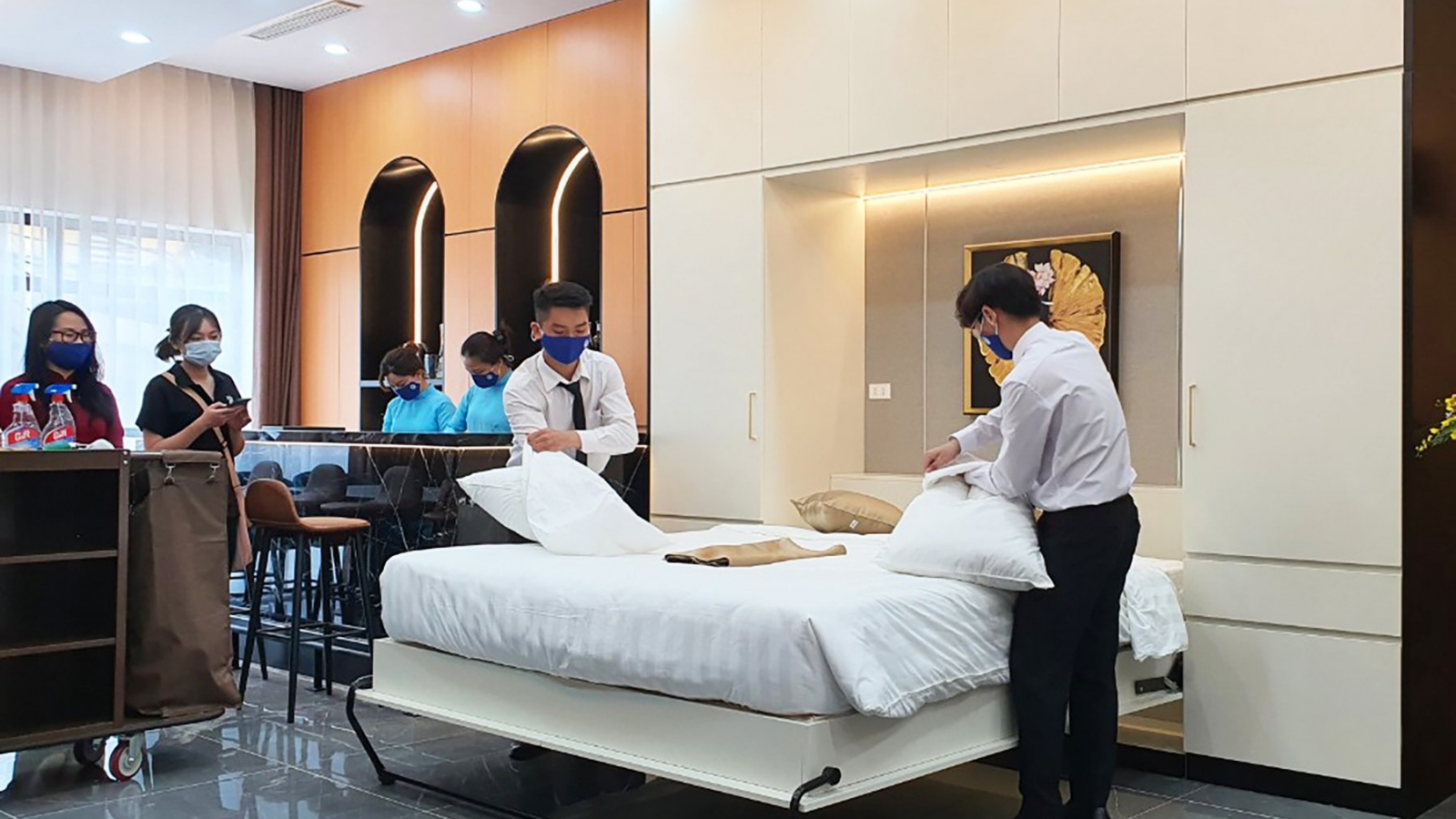 Thu hẹp "khoảng cách" giữa nhà trường và doanh nghiệp du lịch