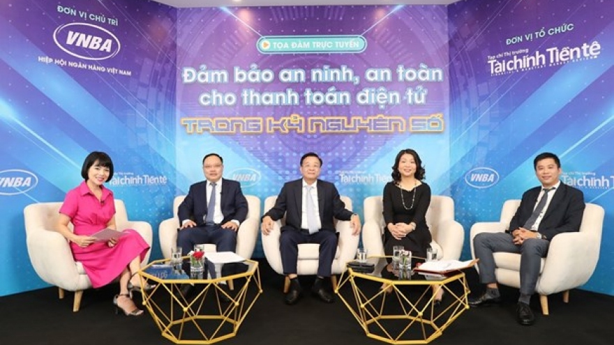 Commercial banks invest nearly US$630 million in digital transformation: SBV