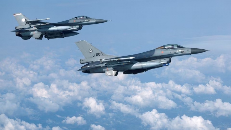 Tiêm kích F-16 do Mỹ cung cấp sẽ chỉ được triển khai ở Ukraine