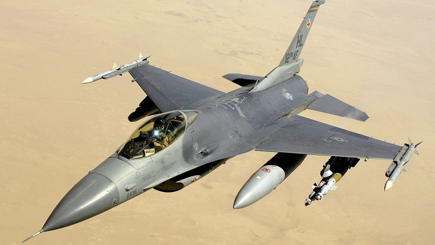 Đan Mạch quyết định cung cấp 19 máy bay chiến đấu F-16 cho Ukraine