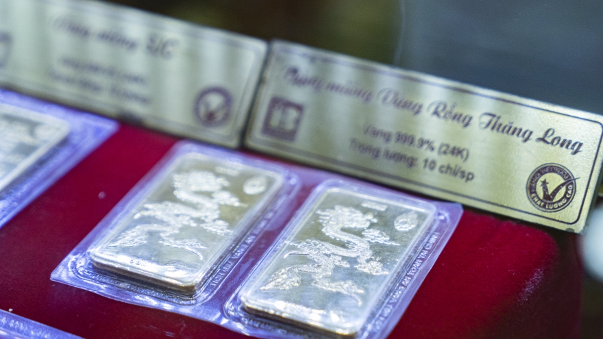 Giá vàng hôm nay 12/8: Vàng SJC đứng yên ở mốc 67,5 triệu đồng/lượng