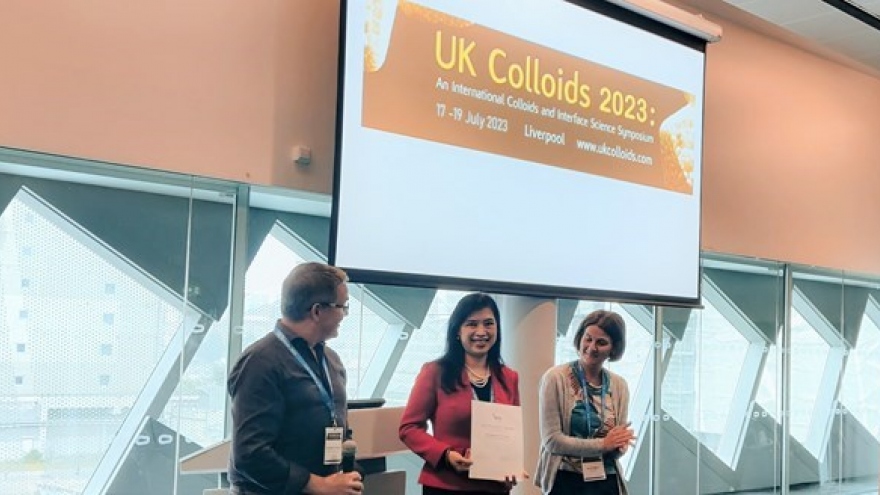 Vietnamese professor honoured with UK’s Thomas Graham Prize 2023