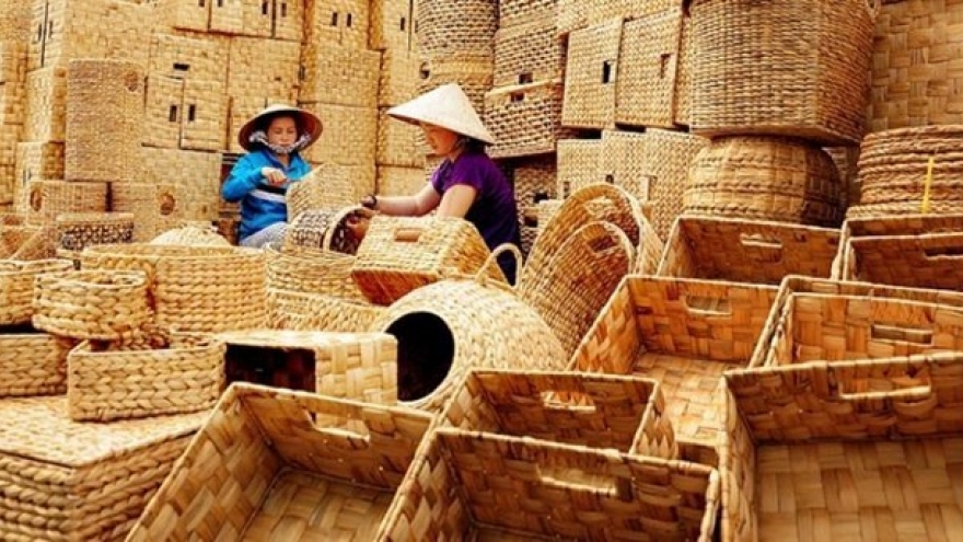 Vietnamese firms get support to protect intellectual property abroad