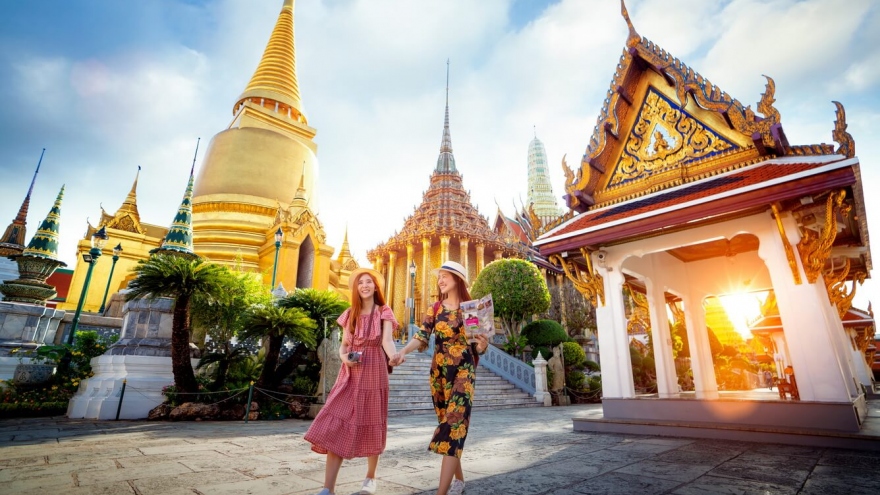 Vietnamese travelers prefer Bangkok tour for coming national holiday