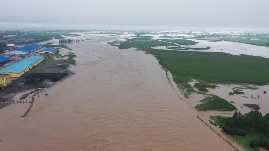 Trung Quốc ứng phó khẩn cấp với bão Khanun