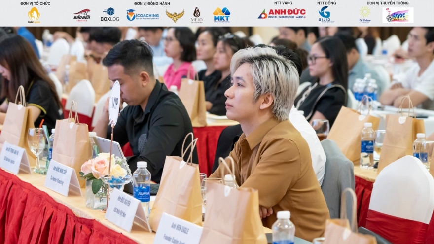 CEO Mela Đức Nguyễn tham gia chương trình gây quỹ từ thiện thắp sáng miền Trung