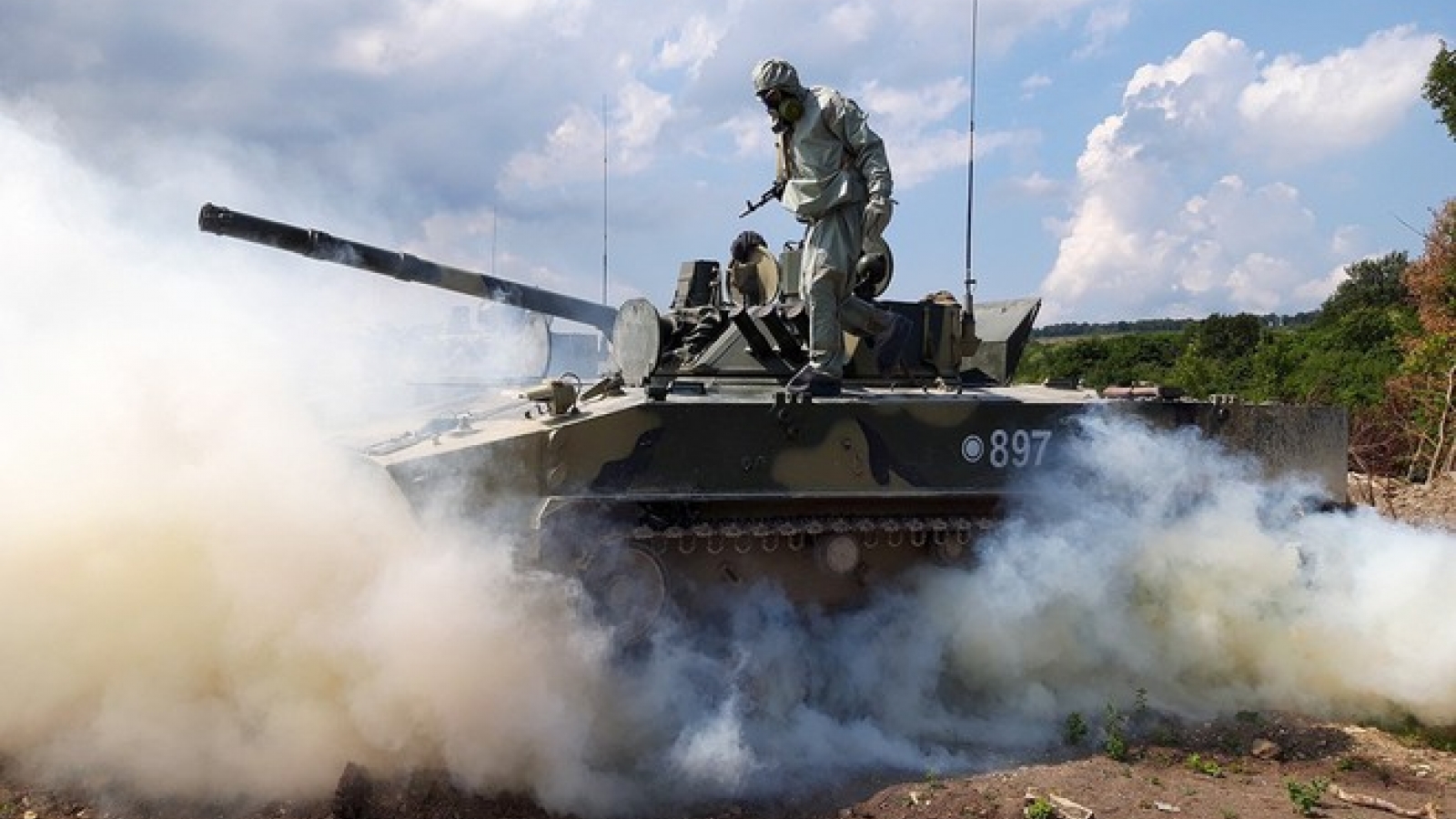“Thiết giáp nhảy dù” Nga BMD-4M dội hỏa lực phá cuộc phục kích của quân Ukraine