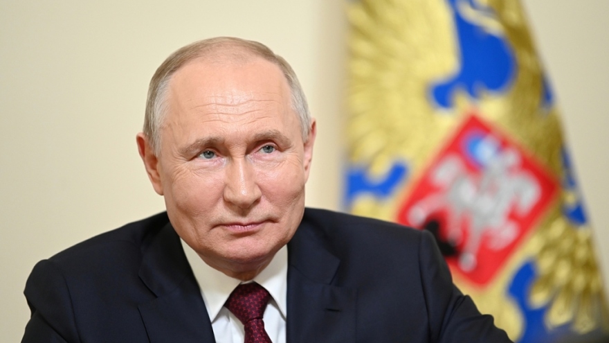 Tổng thống Putin: Chính sách đối ngoại của Mỹ đang “đổ thêm dầu vào lửa”