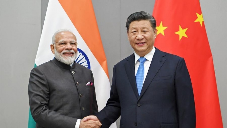 Chủ tịch Trung Quốc hội đàm với Thủ tướng Ấn Độ về vấn đề biên giới
