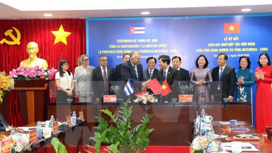 Vietnam, Cuba tighten special relations