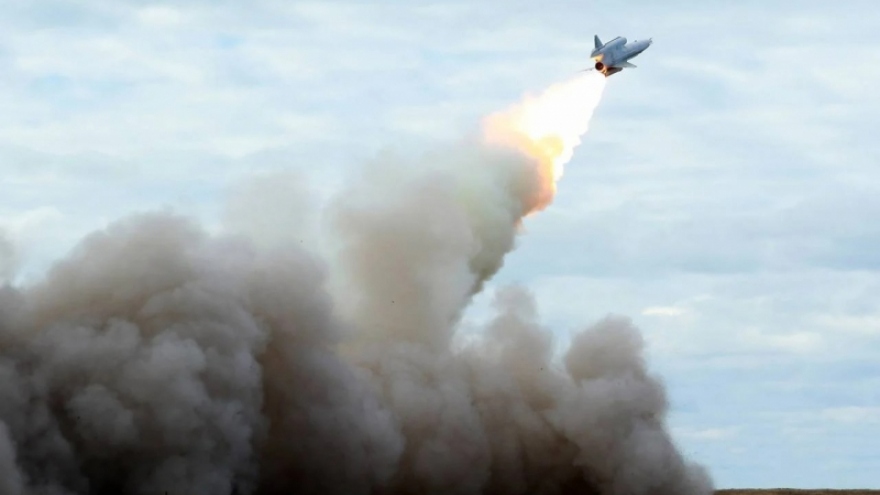 Cách Ukraine biến UAV trinh sát thành tên lửa hành trình đối phó Nga