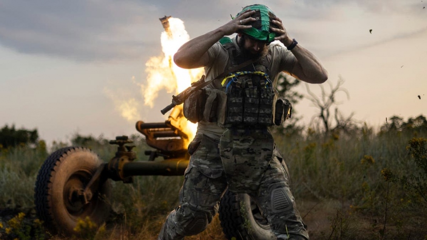 Ukraine đảo lối đánh, phương Tây lo Nga chớp "cơ hội vàng"