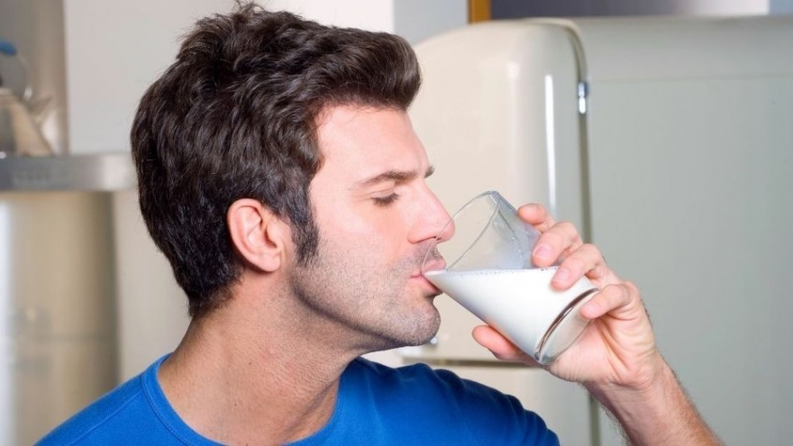 5 điều cần lưu ý đối với người thường xuyên uống sữa vào buổi sáng
