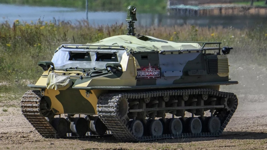 Nga ra mắt xe quân sự Plastun với khả năng vượt nhiều kiểu địa hình
