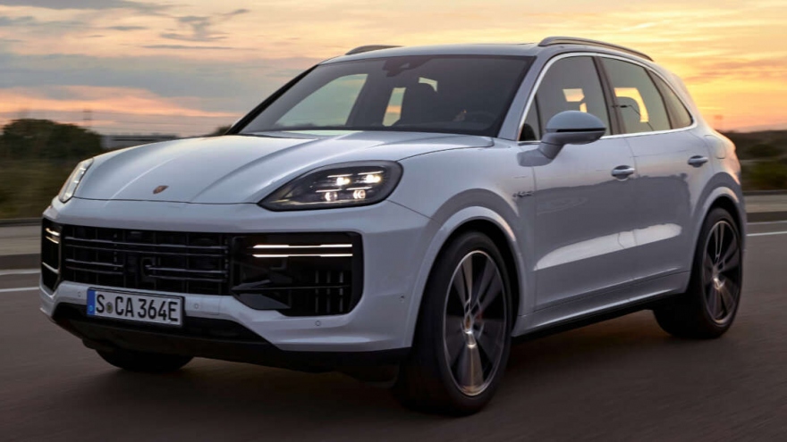 Chiêm ngưỡng SUV Porsche Cayman Turbo E-Hybrid 2024