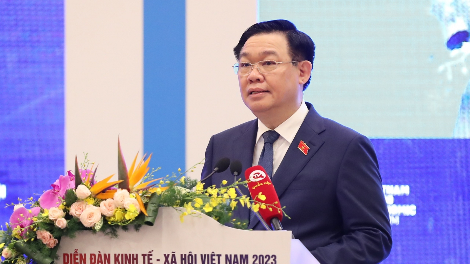 Chủ tịch Quốc hội nêu 3 câu hỏi lớn về kinh tế - xã hội cần giải đáp