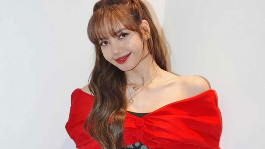 Chuyện showbiz: Lisa Blackpink ký hợp đồng với công ty Mỹ?