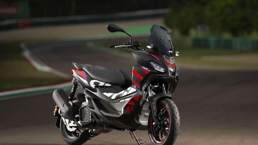 Xe tay ga Aprilia SR GT Replica 2023 chính thức trình làng