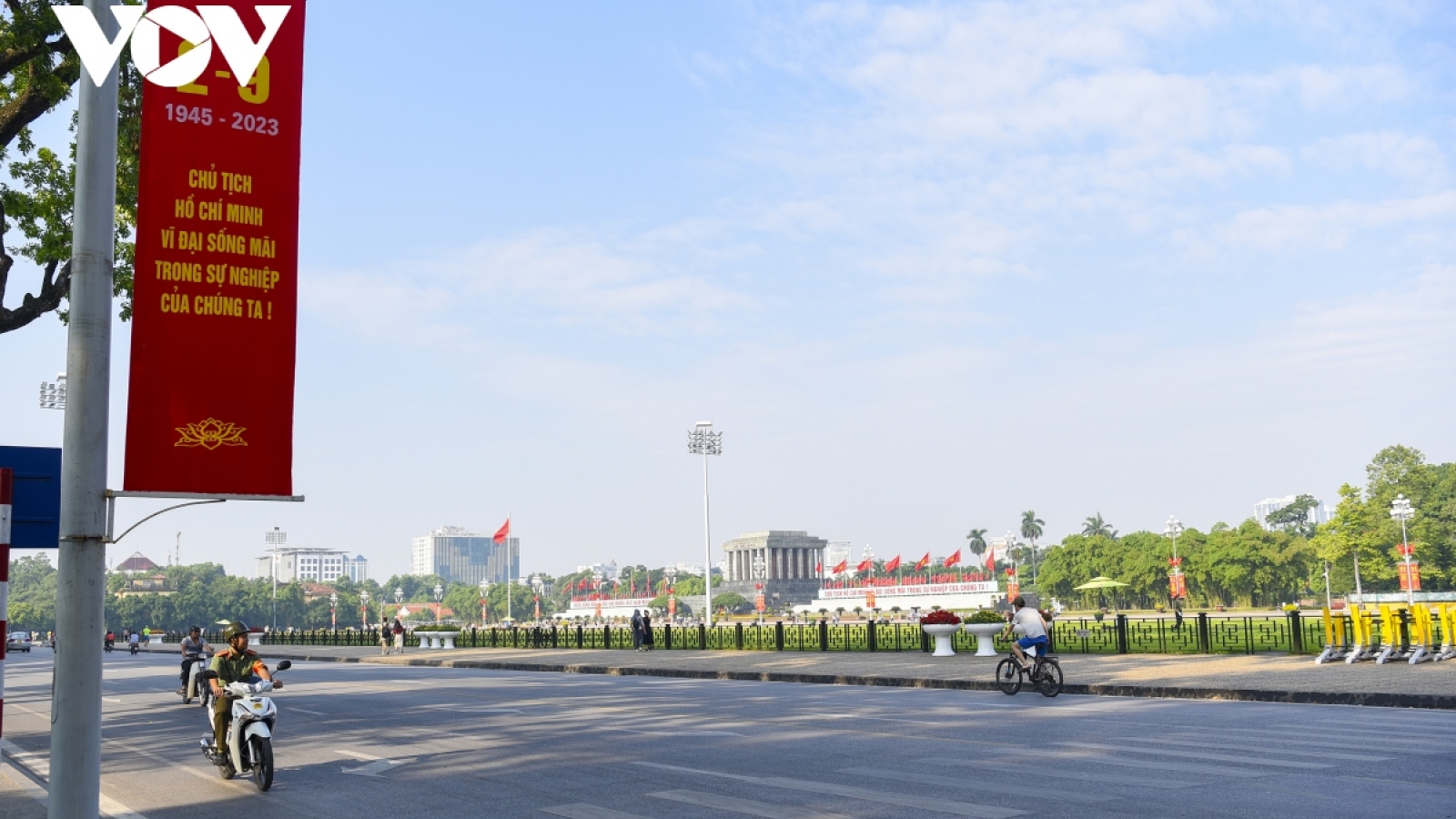 Hanoi appears peaceful on National Day
