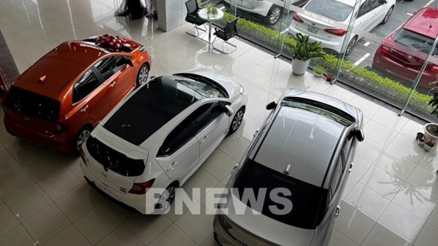 Automobile imports down nearly 10% in eight months