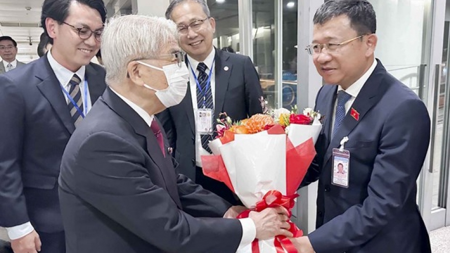 President of Japanese House of Councillors begins official visit to Vietnam