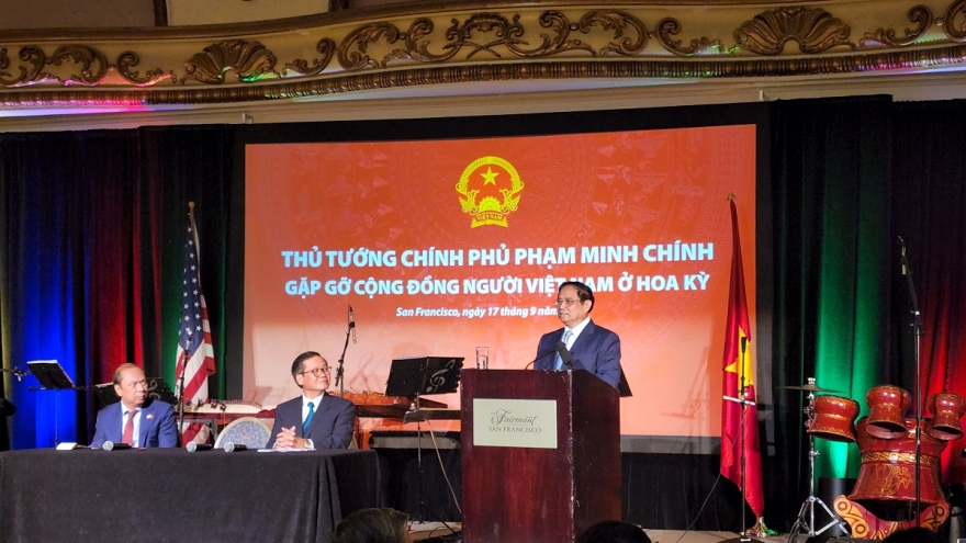 PM meets Vietnamese expatriates in United States