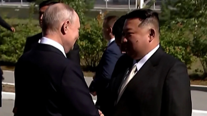 Tổng thống Nga Putin ca ngợi “quan hệ láng giềng tốt đẹp” với Triều Tiên
