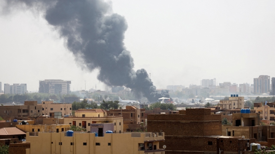 Xung đột ở Sudan tiếp tục leo thang nguy hiểm
