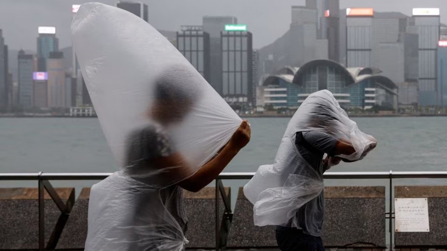 Bão Saola chưa qua, Trung Quốc chuẩn bị đón bão Haikui