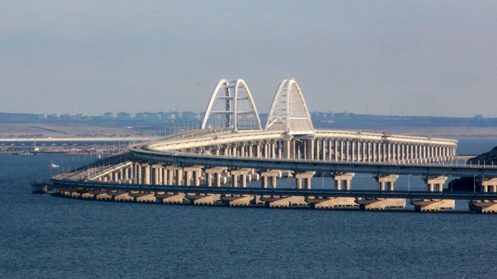 Toàn cảnh quốc tế sáng 17/5: Nổ lớn ở Crimea trước lúc Nga và Ukraine đàm phán