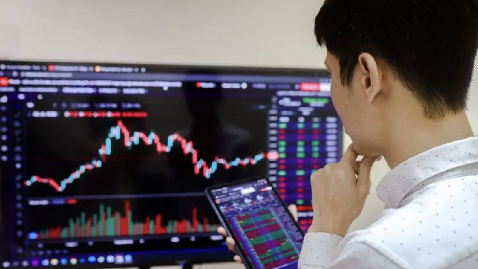Nhận định chứng khoán 10/12: Thị trường bước vào giai đoạn tích lũy ngắn hạn