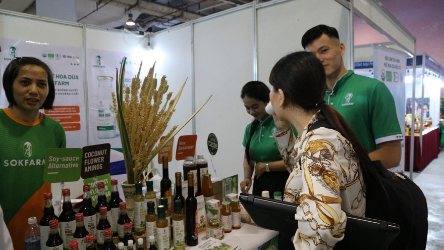 Chuyển đổi số, chuyển đổi xanh cho phát triển bền vững