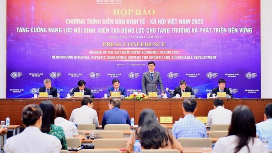 Vietnam Socio-economic Forum 2023 seeks ways to create drivers for growth