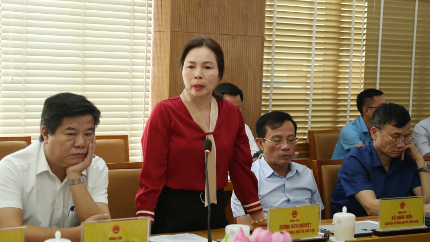 Thiếu trầm trọng giáo viên, Lào Cai phải nhờ tỉnh khác dạy trực tuyến