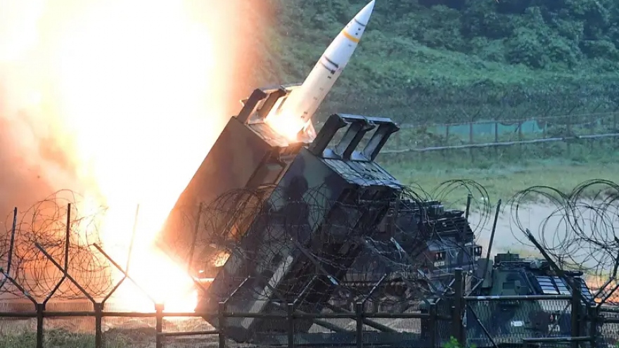 Mỹ có thể cung cấp biến thể tên lửa tầm xa ATACMS nào cho Ukraine?
