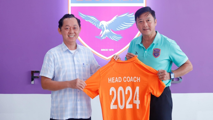 Chuyển nhượng V-League: CLB Bình Dương gia hạn hợp đồng với HLV Huỳnh Đức