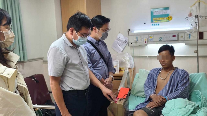 Sức khỏe 3 lao động bị thương trong vụ cháy tại Đài Loan (Trung Quốc) tiến triển tốt