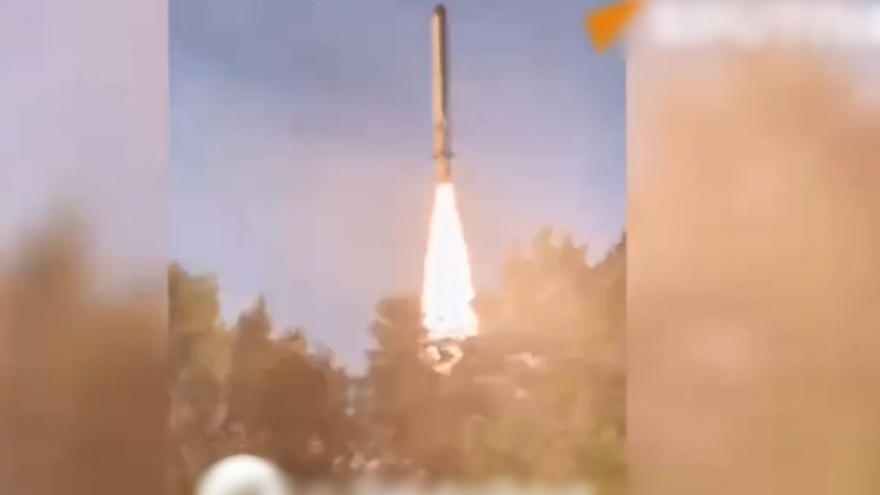 Cận cảnh Nga phóng tên lửa đạn đạo Iskander vào sở chỉ huy Ukraine