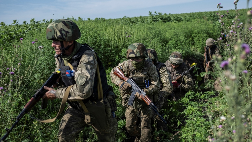 Nga dùng vũ khí tầm xa tấn công trung tâm huấn luyện biệt kích của Ukraine