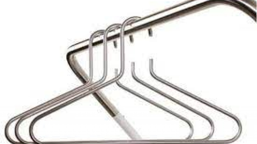 US continues to levy anti-dumping duties on Vietnamese steel coat hangers