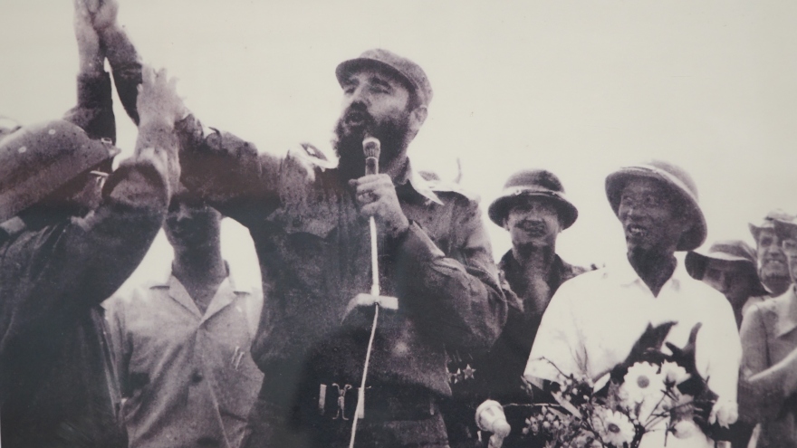 Nhớ mãi hình ảnh Chủ tịch Fidel Castro thăm Quảng Trị 50 năm trước