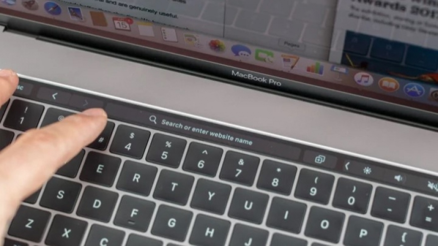 Tin không vui cho người dùng MacBook Pro 2017 Touch Bar