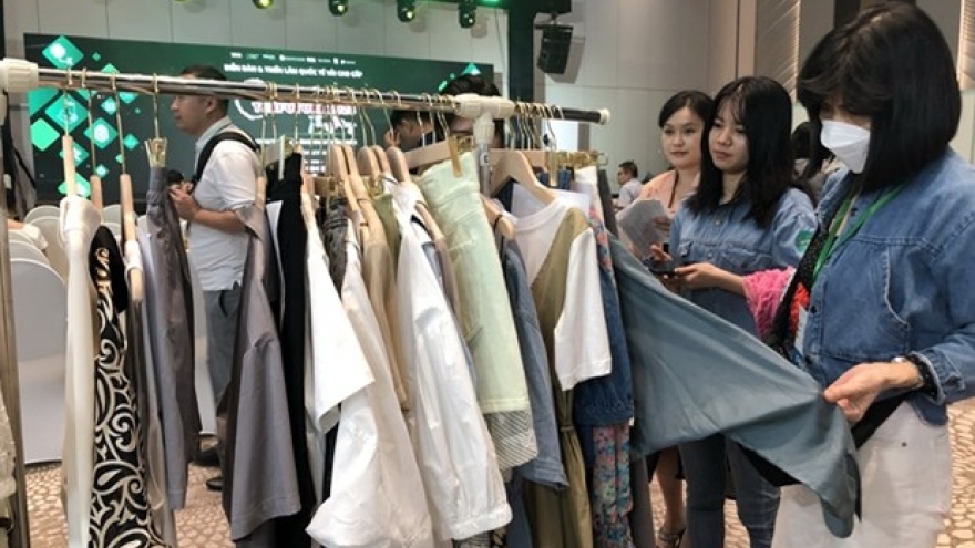 Exhibition on innovative fabrics opens in HCM City