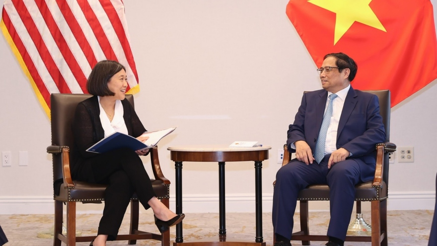 Thủ tướng đề nghị Hoa Kỳ hỗ trợ Việt Nam xây dựng chuỗi cung ứng chíp bán dẫn