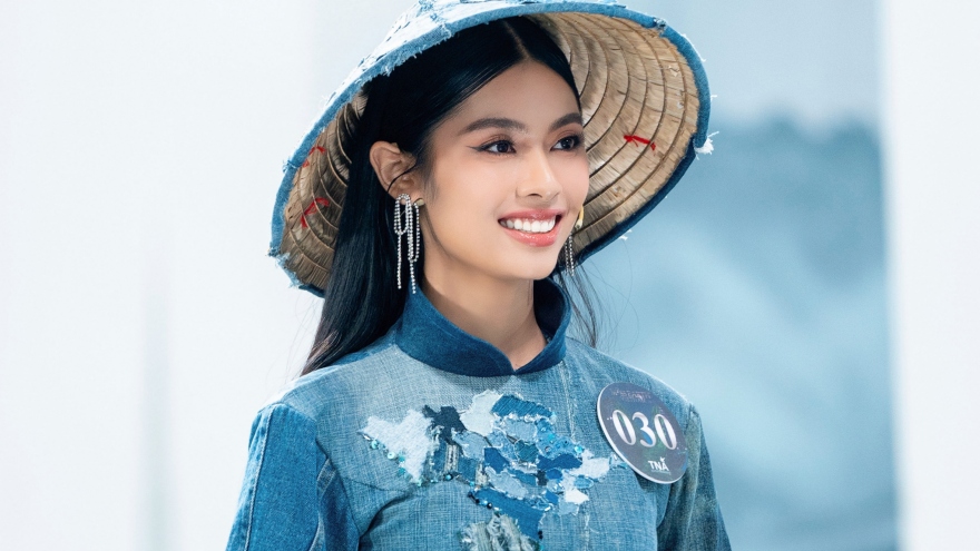 Trang phục tái chế độc đáo của thí sinh Miss Earth Việt Nam 2023