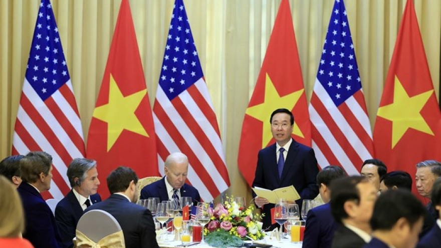 President Vo Van Thuong hosts banquet for US President Biden