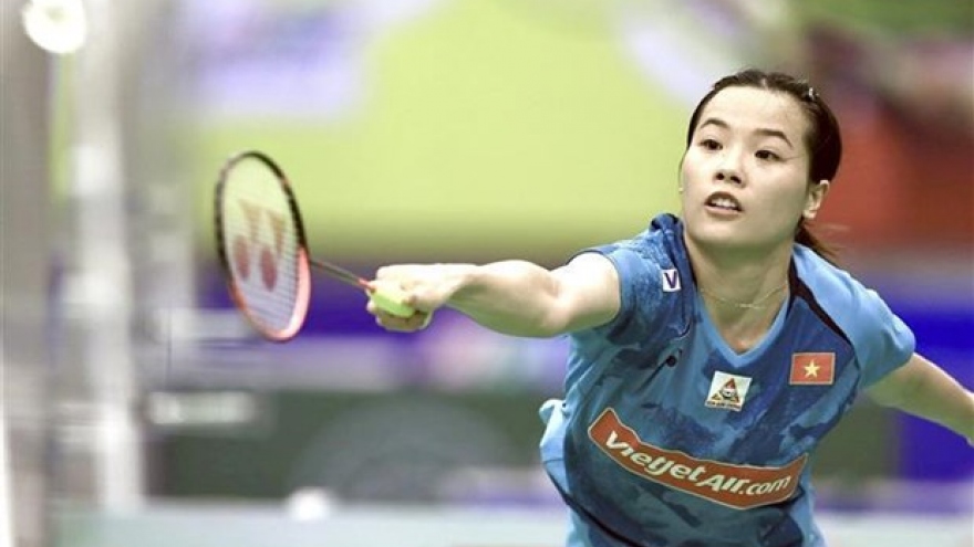 Nguyen Thuy Linh wins trophy at Vietnam Open 2023 badminton tournament
