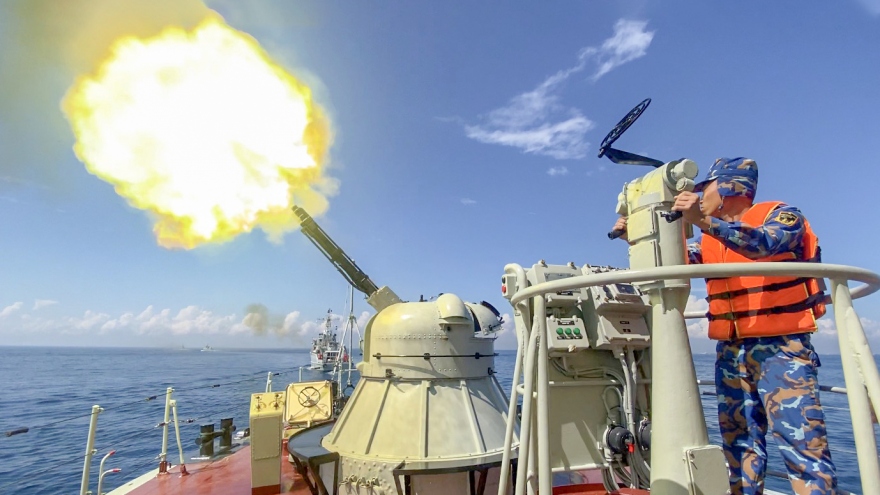 Vùng 3 Hải quân diễn tập tiêu diệt mục tiêu trên biển