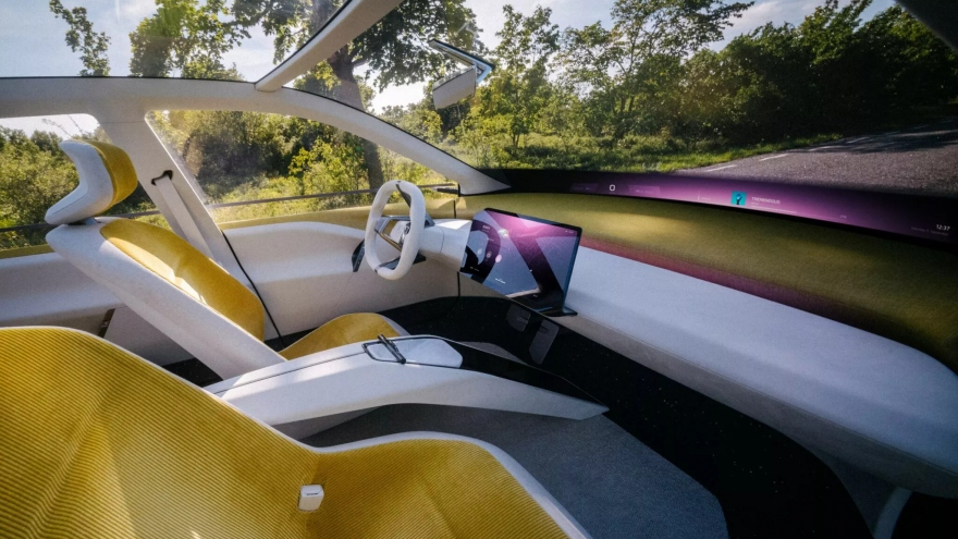 Các mẫu BMW EV trong tương lai sẽ có cabin trống trơn nhờ hệ thống iDrive mới